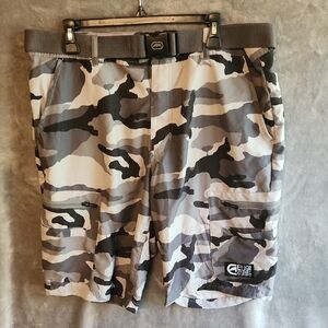 Ecko Unlimited Camo Cargo Shorts - Black and Gray